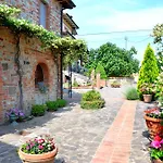 Lantgård Agriturismo Cetine Vecchie
