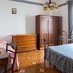 Agriturismo Cetine Vecchie *