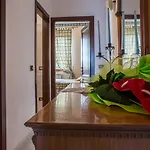 Agriturismo Cetine Vecchie Lantgård Torrita di Siena