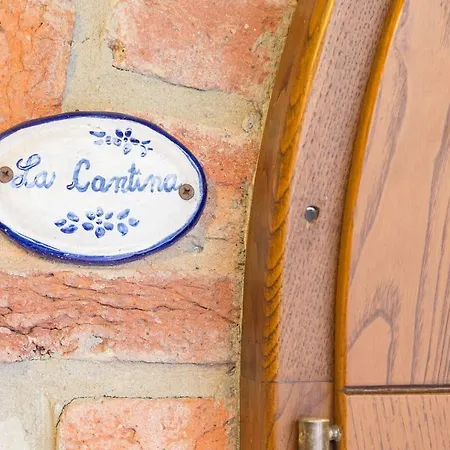 Agriturismo Cetine Vecchie 토리타디시에나